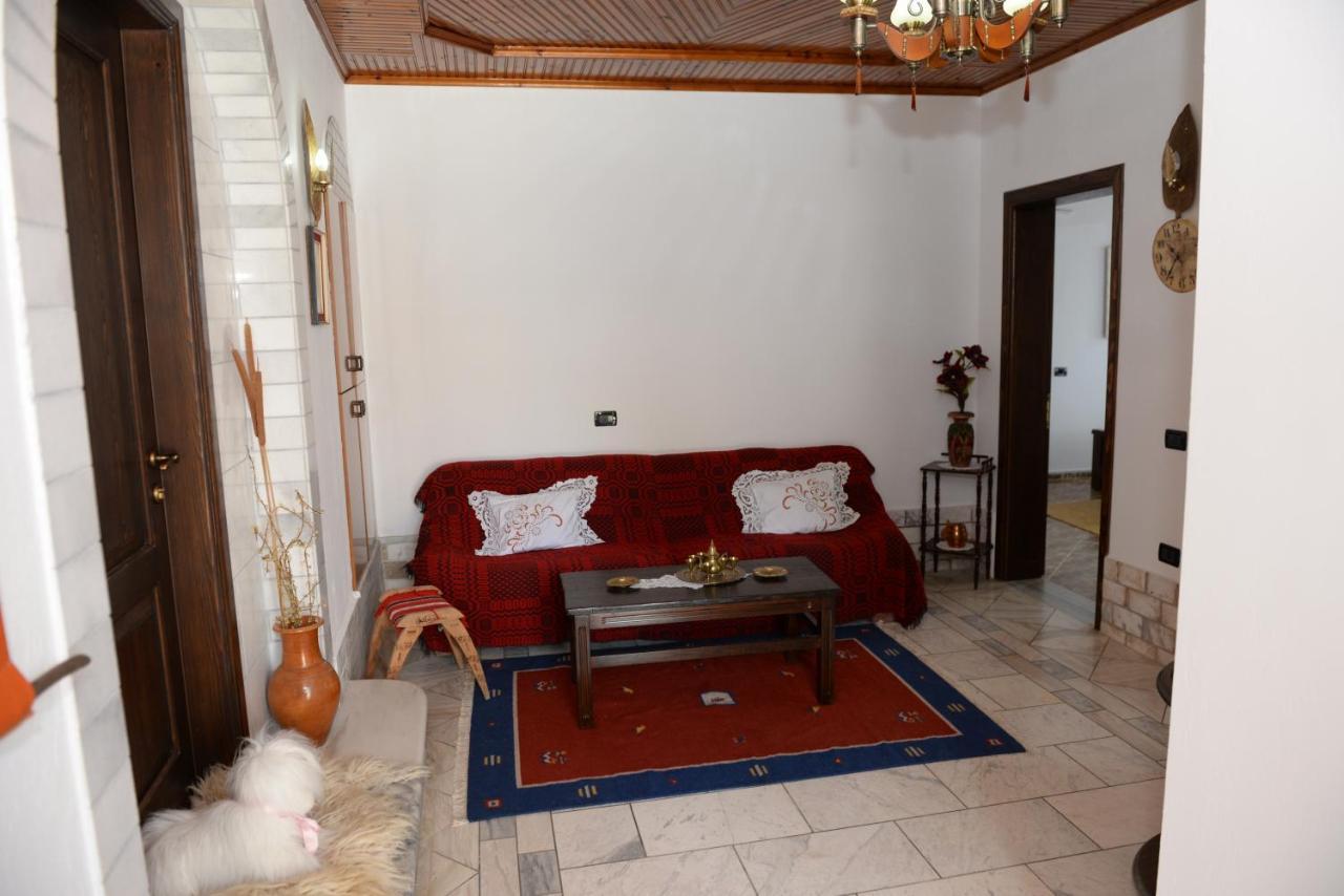 Guest House Iljesa เบราท ภายนอก รูปภาพ